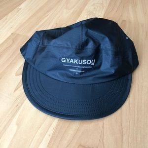 gyakusou tailwind cap